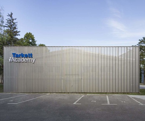 tarkett-akademija-tarkett-academy-izlozbeni-prostor-edukativni-prostor-exhibitional-eduicational-space-revitalizacija-revitalization-dizajn-enterijera-interior-design-fasada-facade